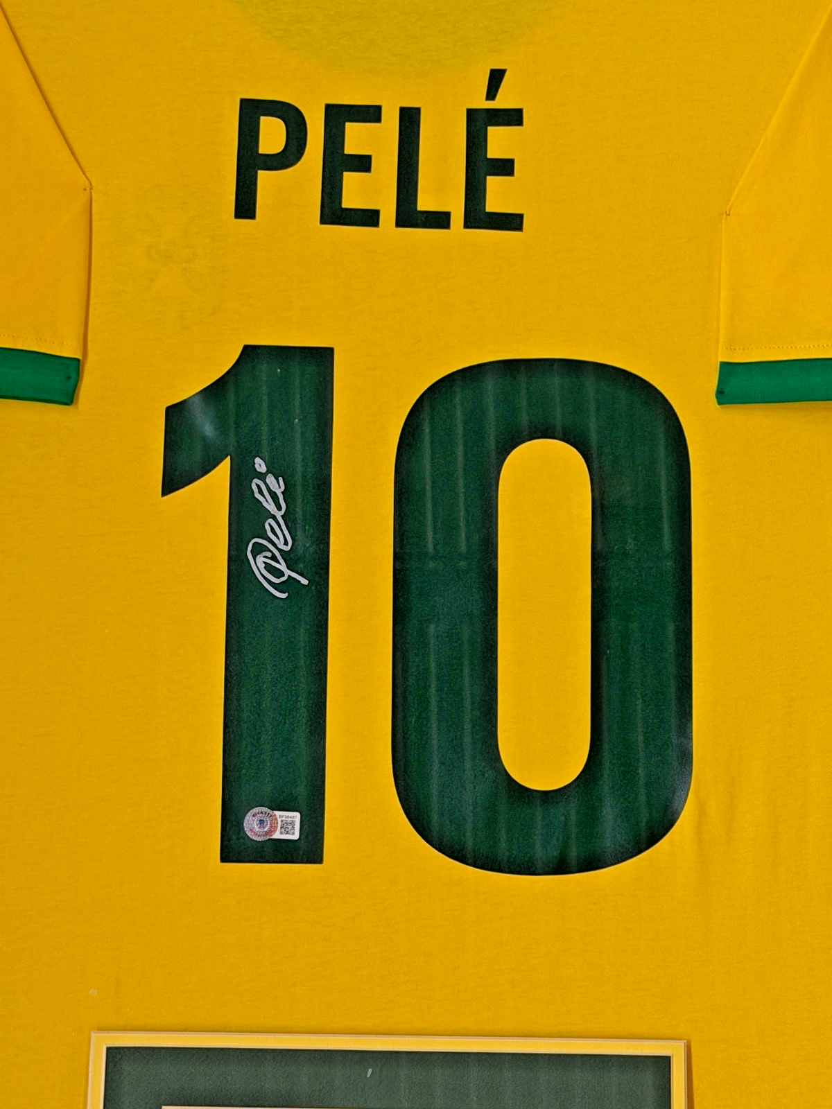 Pele Signed Autographed Brazil Jersey Custom Framed Beckett COA