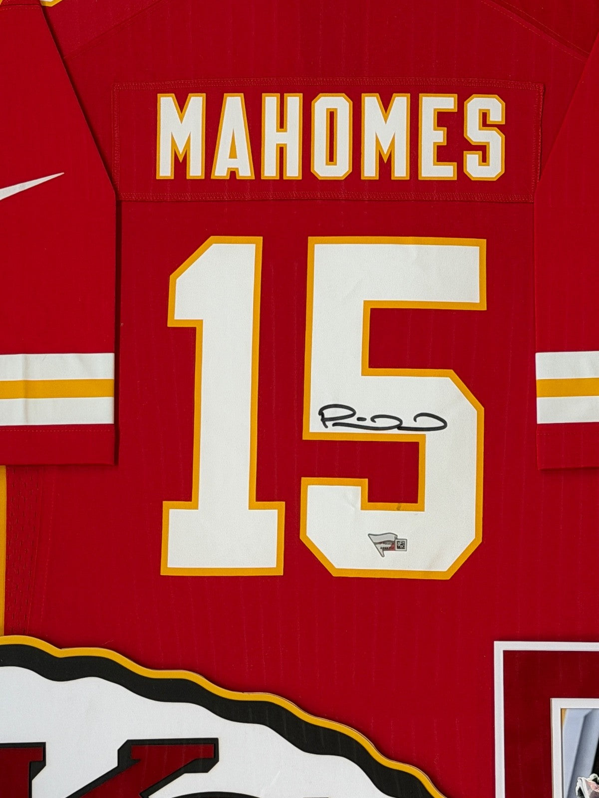 Patrick Mahomes Autographed Signed Custom Framed Jersey Fanatics COA