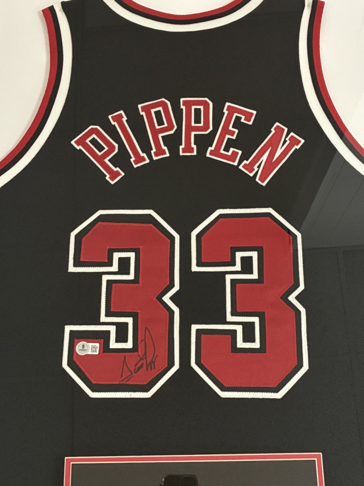 Scottie Pippen Signed Autographed Bulls Custom Framed Jersey BAS COA