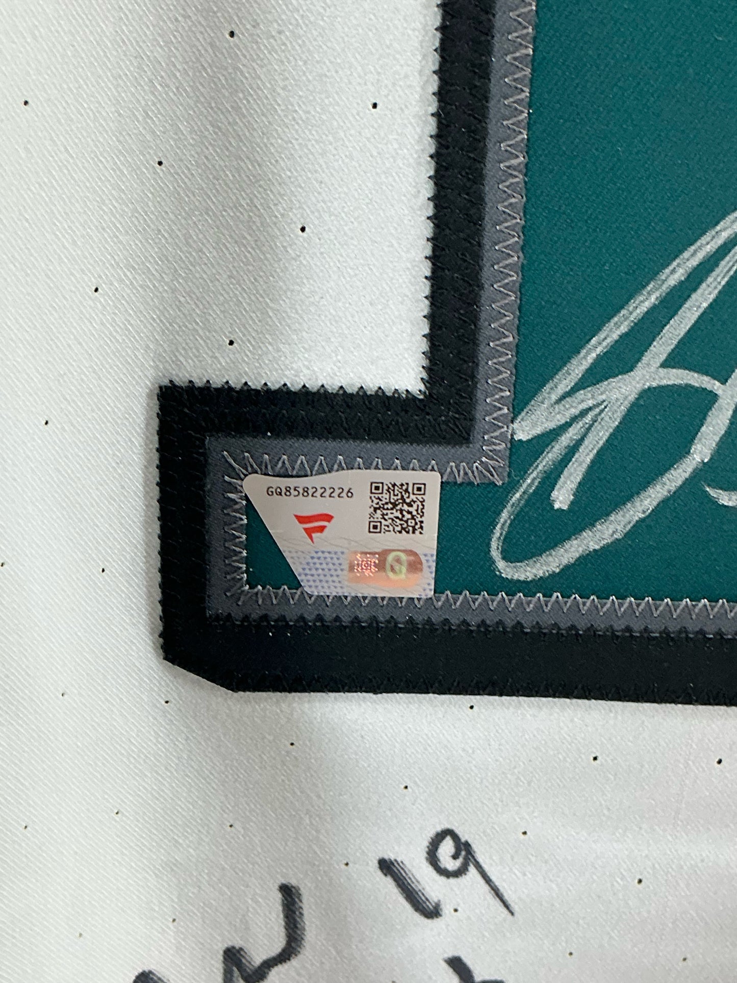 Eagles Super Bowl LIX Champs Signed Jalen Hurts Elite Jersey w/10 Autos - LE 50