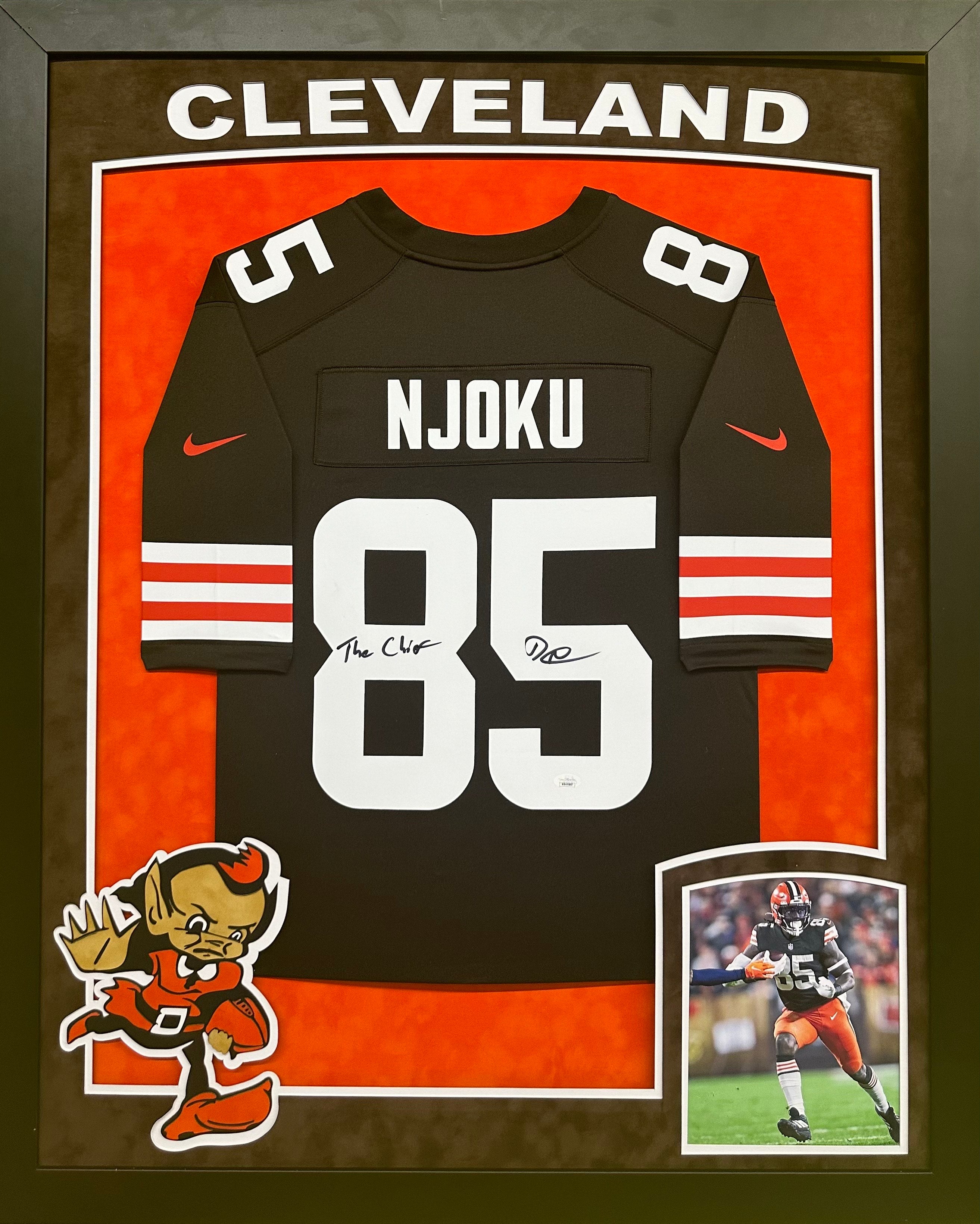 Cleveland Browns David Njoku Hand Signed with 
