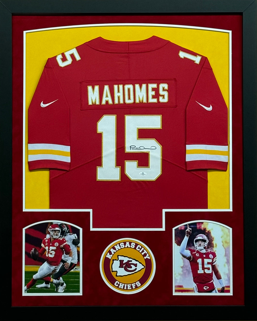 Kansas City Chiefs Patrick Mahomes Signed Red Jersey Framed & Suede Matted with COA