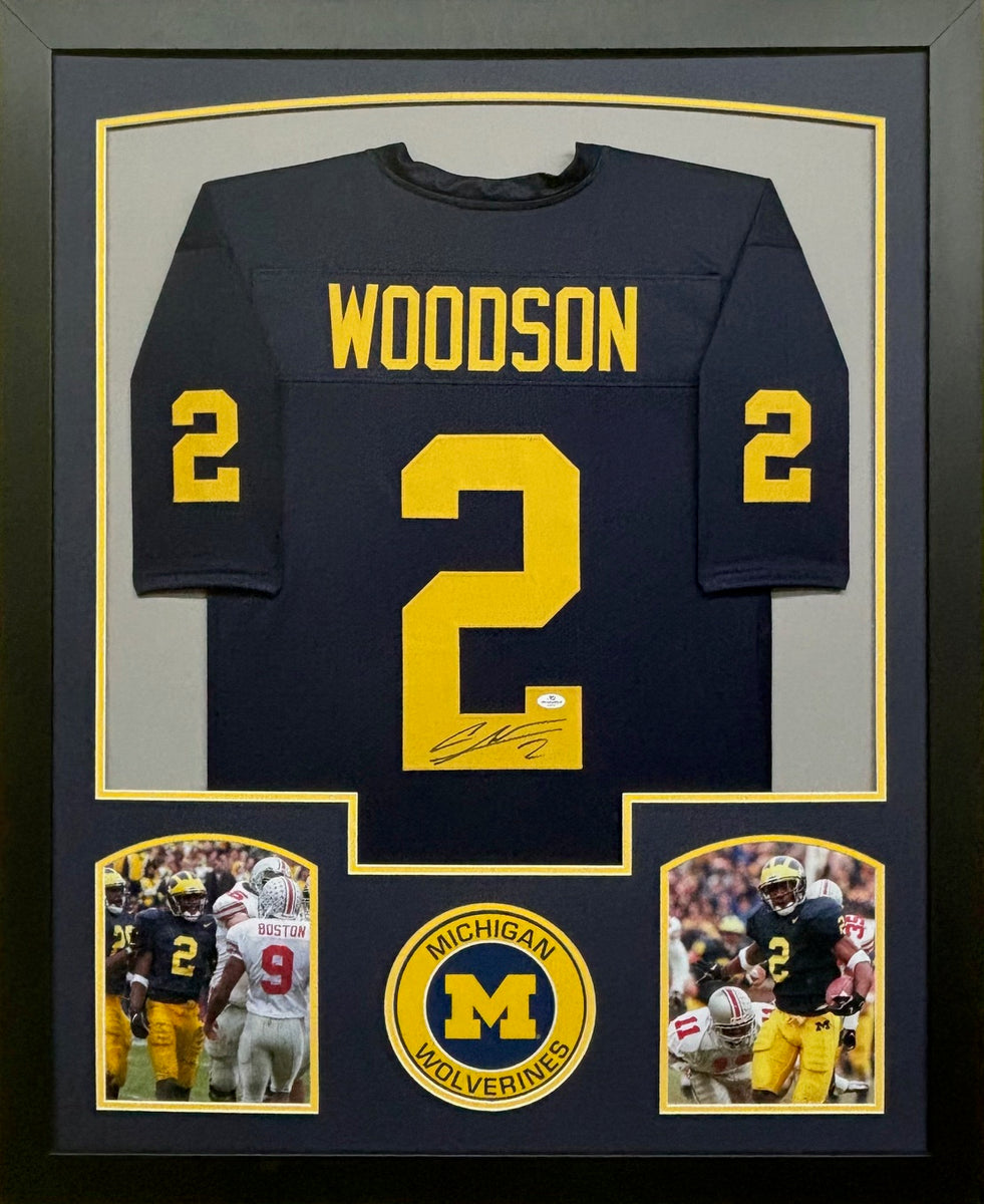 Charles Woodson Autographed Michigan 16x20 Football Photo - BAS