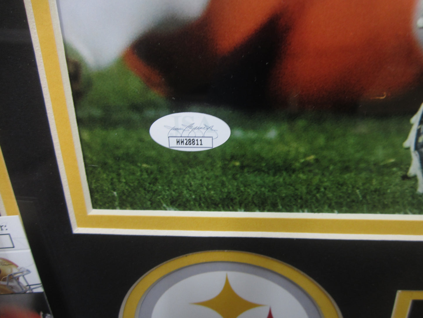 Pittsburgh Steelers T.J. Watt Signed 16x20 Photo Framed & Matted with JSA COA TJ