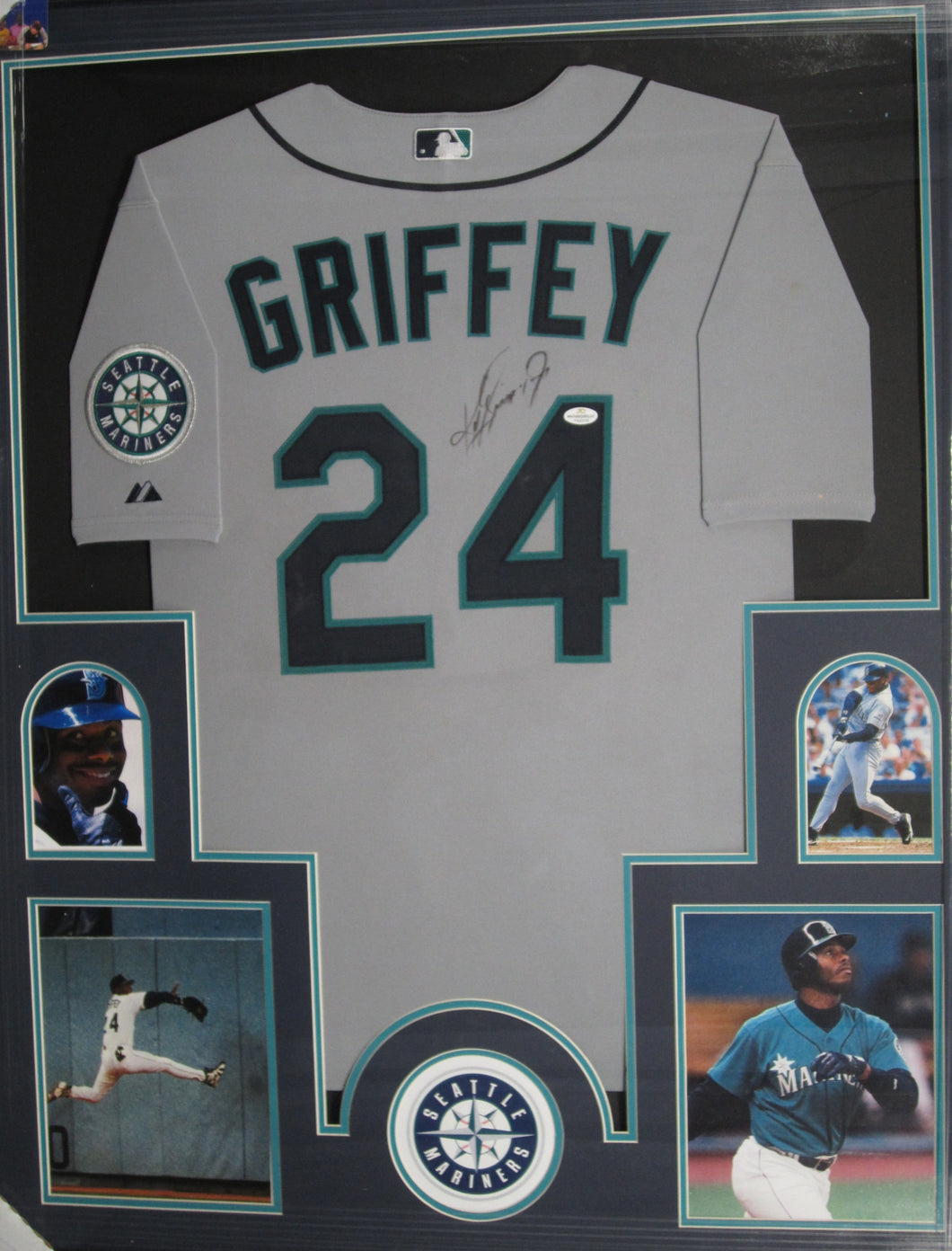 Seattle Mariners Ken Griffey Jr. Signed Jersey Framed & Matted with COA