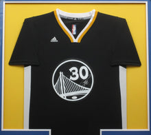 Load image into Gallery viewer, Golden State Warriors Stephen Curry Signed Jersey Framed &amp; Matted with JSA COA