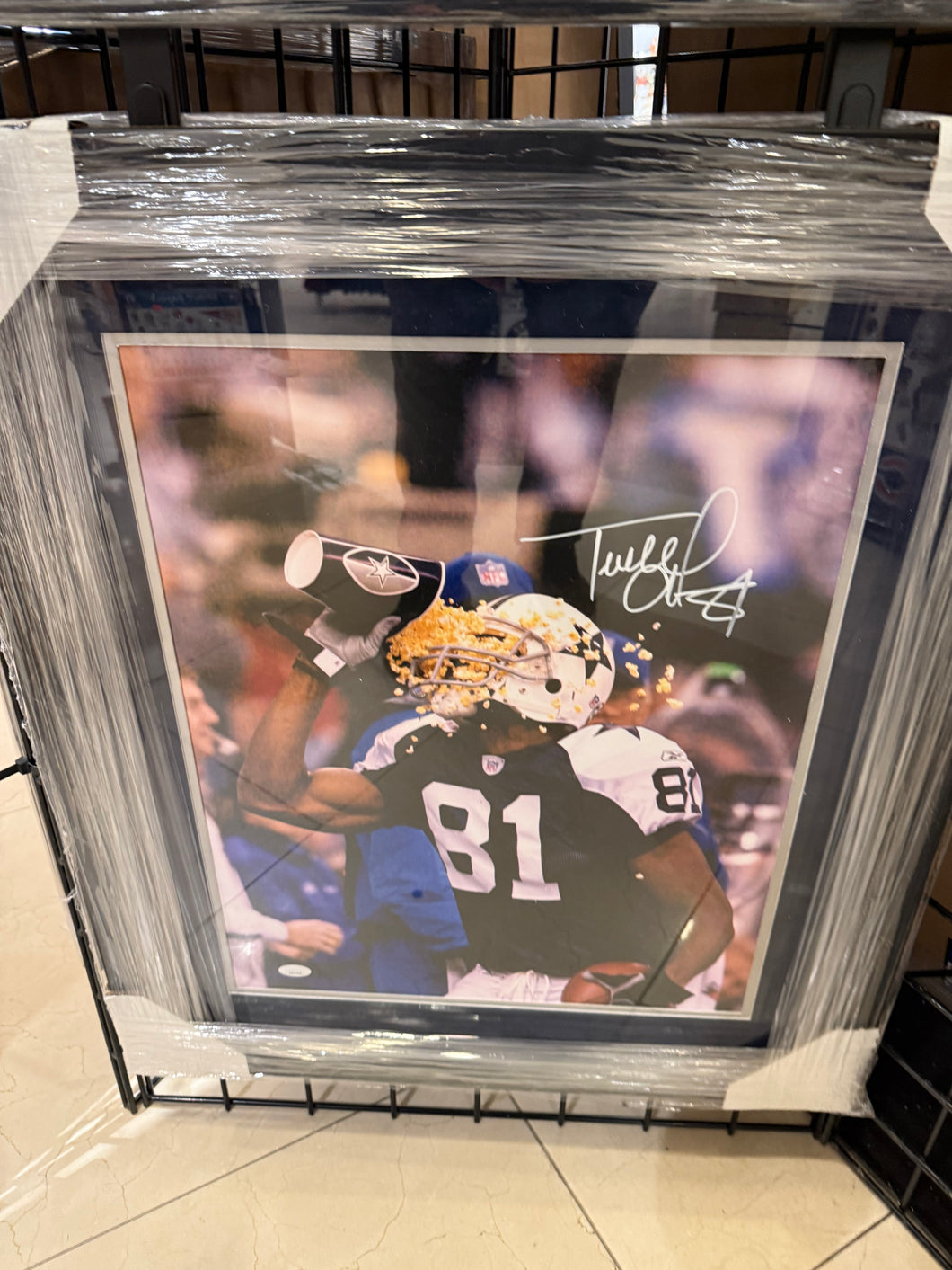 Dallas Cowboys Terrell Owens Signed Autographed 16x20 Photo Custom Framed JSA COA