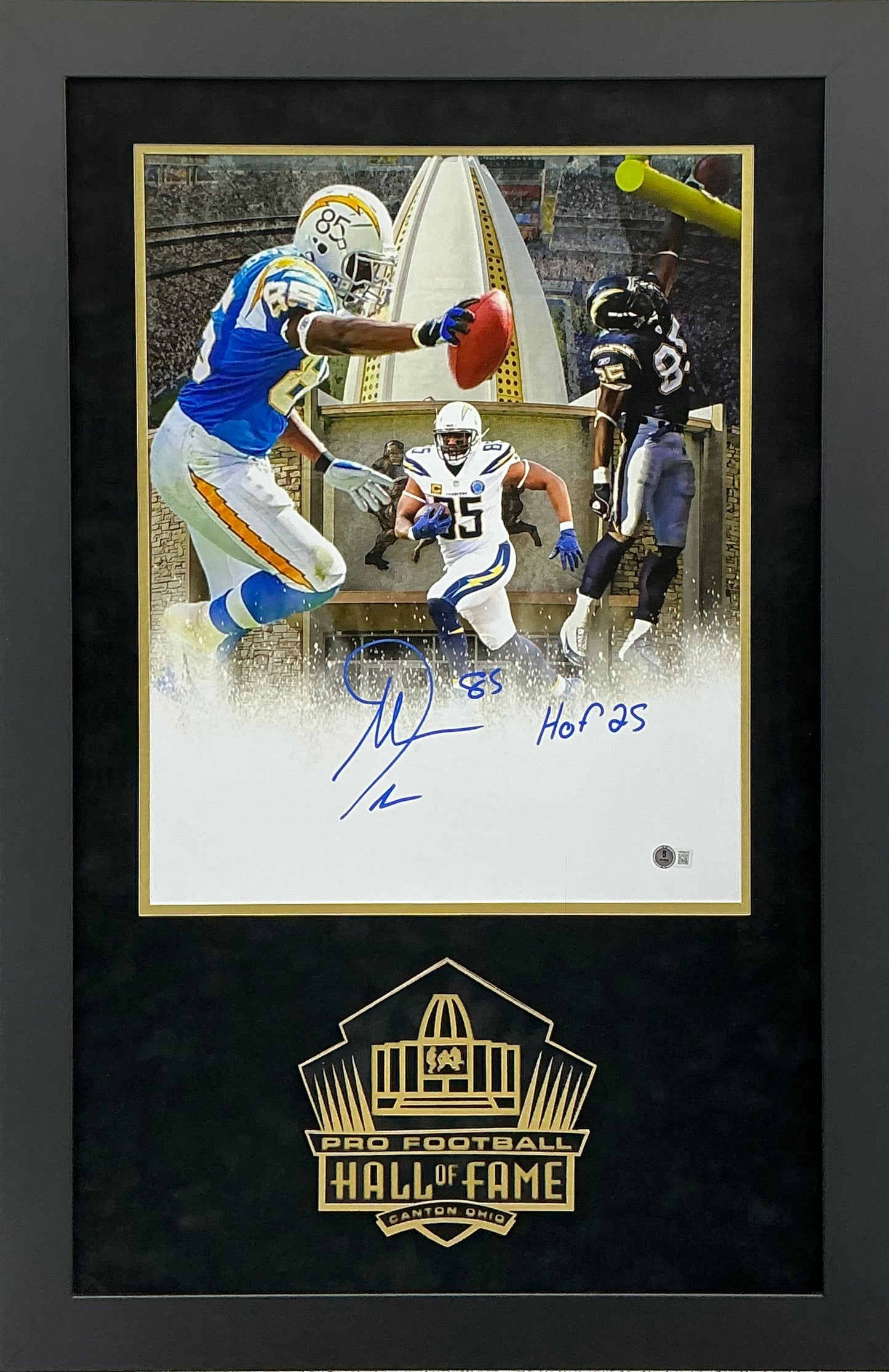 Antonio Gates - EXCLUSIVE PRO FOOTBALL HALL OF FAME PHOTO FRAMING 3D LOGO WITH DOUBLE SUEDE Beckett Coa