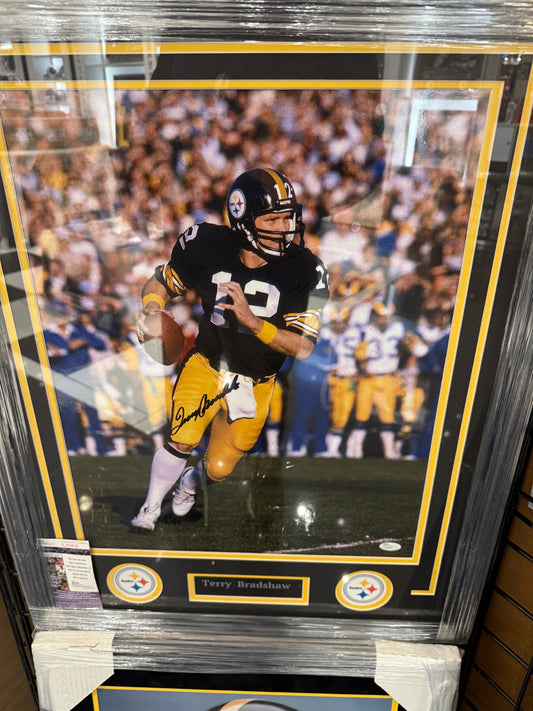 Pittsburgh Steelers Terry Bradshaw Signed Autographed 16x20 Photo Custom Framed JSA COA