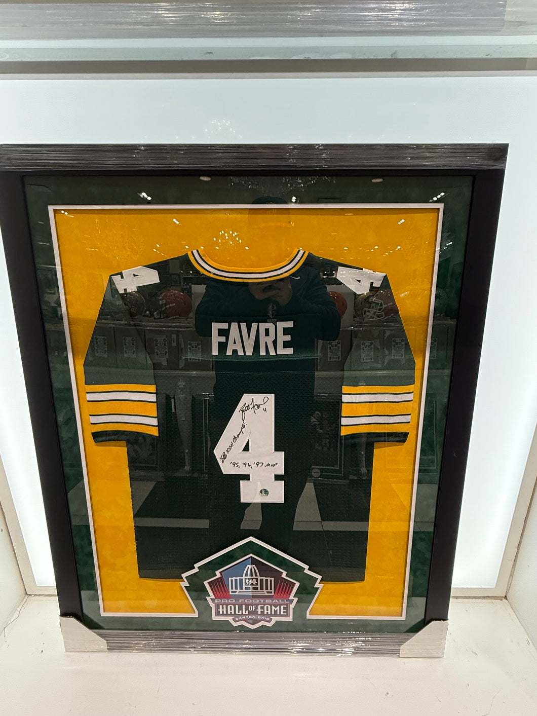 Brett Farve Pro Football Hall Of Fame Exclusive Framing COA