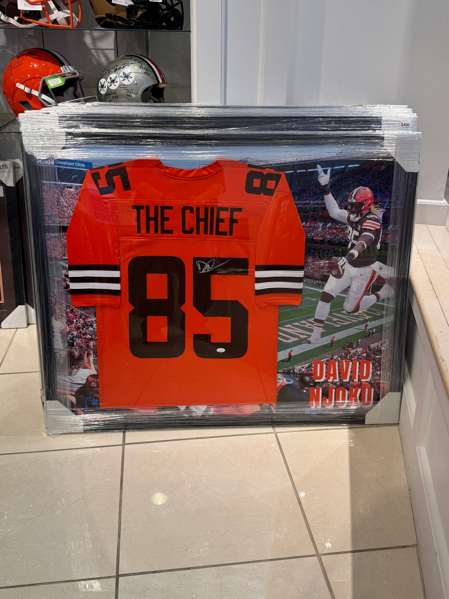 Cleveland Browns David Njoku Hand Signed Autographed Jersey Custom Framed JSA COA