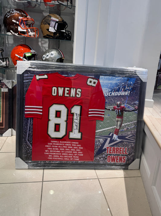 San Francisco 49ers Terrell Owens Hand Signed Autographed Jersey Custom Framed JSA COA