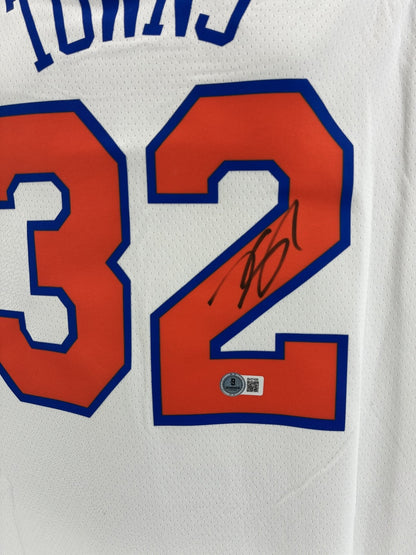 Karl-Anthony Towns Signed Autographed Knicks Nike Jersey BAS COA