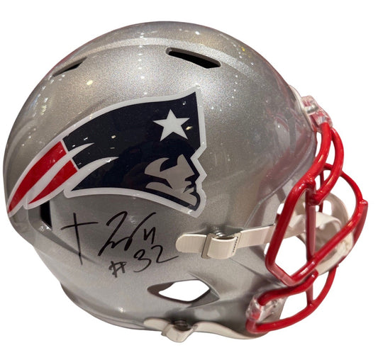 TreVeyon Henderson Signed Autographed Patriots Full Size Helmet PROVA COA