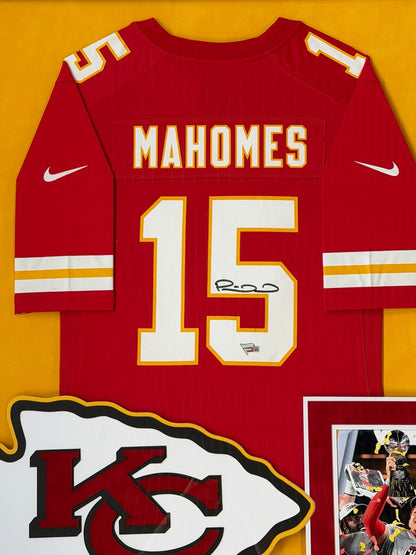 Patrick Mahomes Autographed Signed Custom Framed Jersey Fanatics COA