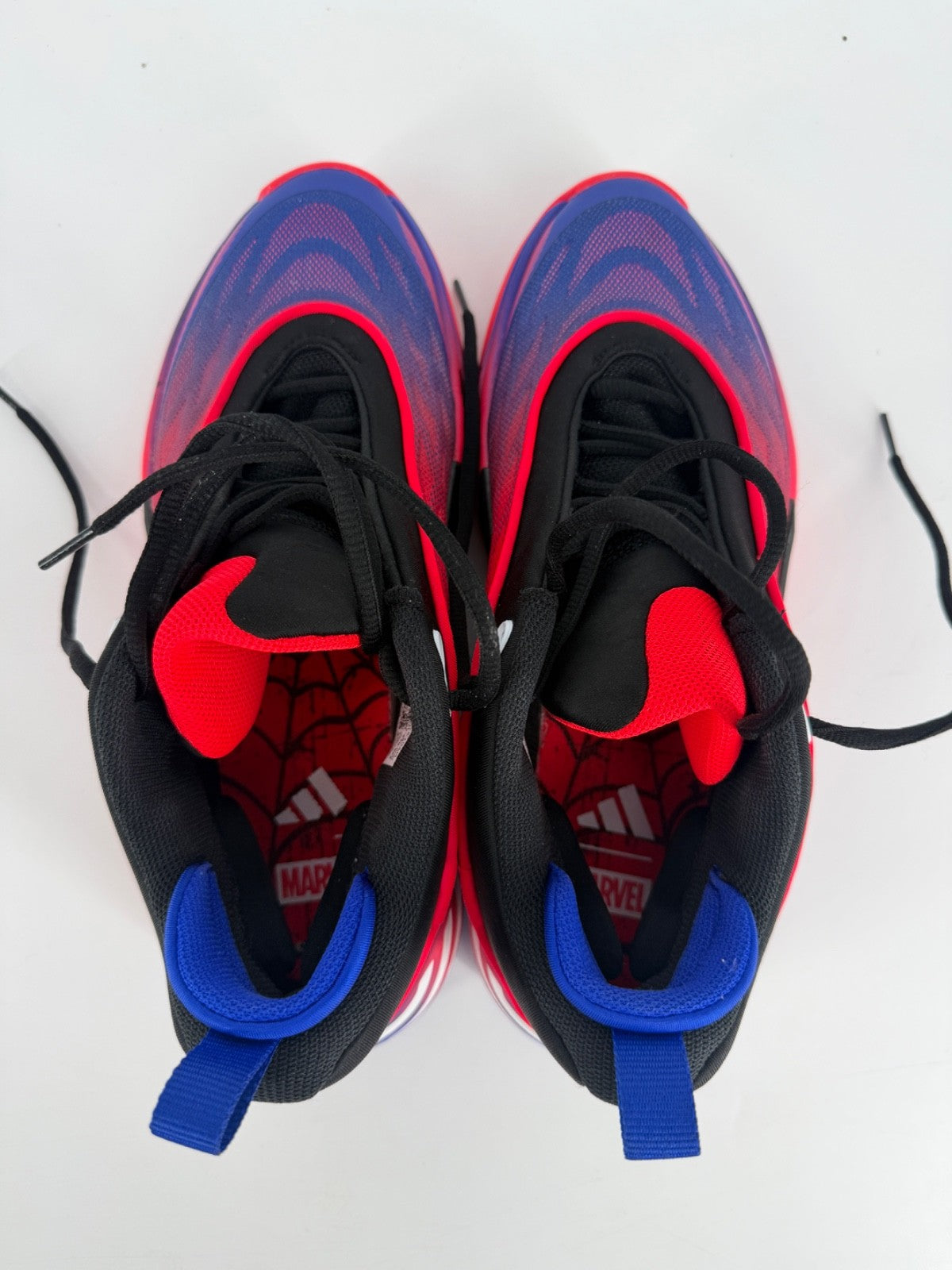 Sophie Cunningham Signed Autographed Game Used Marvel Shoes Fever Prime Time