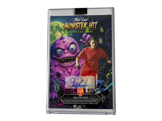 Mia Hamm Wild Card Monster Hunt Monster Hit Oversized Jumbo Auto TRUE 1/1