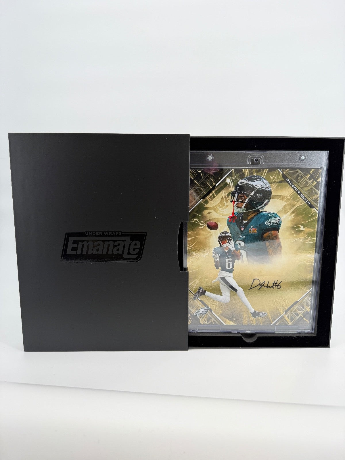 Devonta Smith Signed Autographed Eagles 8x10 Fanatics Emanate Authentic