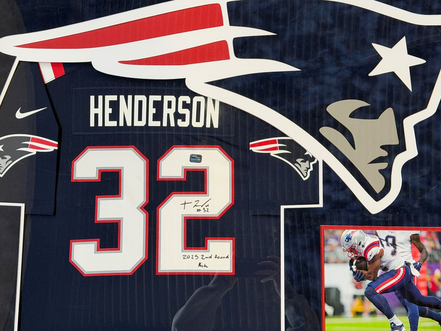 Treveyon Henderson Autographed Signed Patriots Nike Authentic Jersey PROVA COA