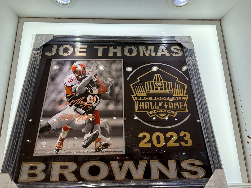 Cleveland Browns Joe Thomas Signed Autographed 16x20 Photo Custom Framed JSA COA