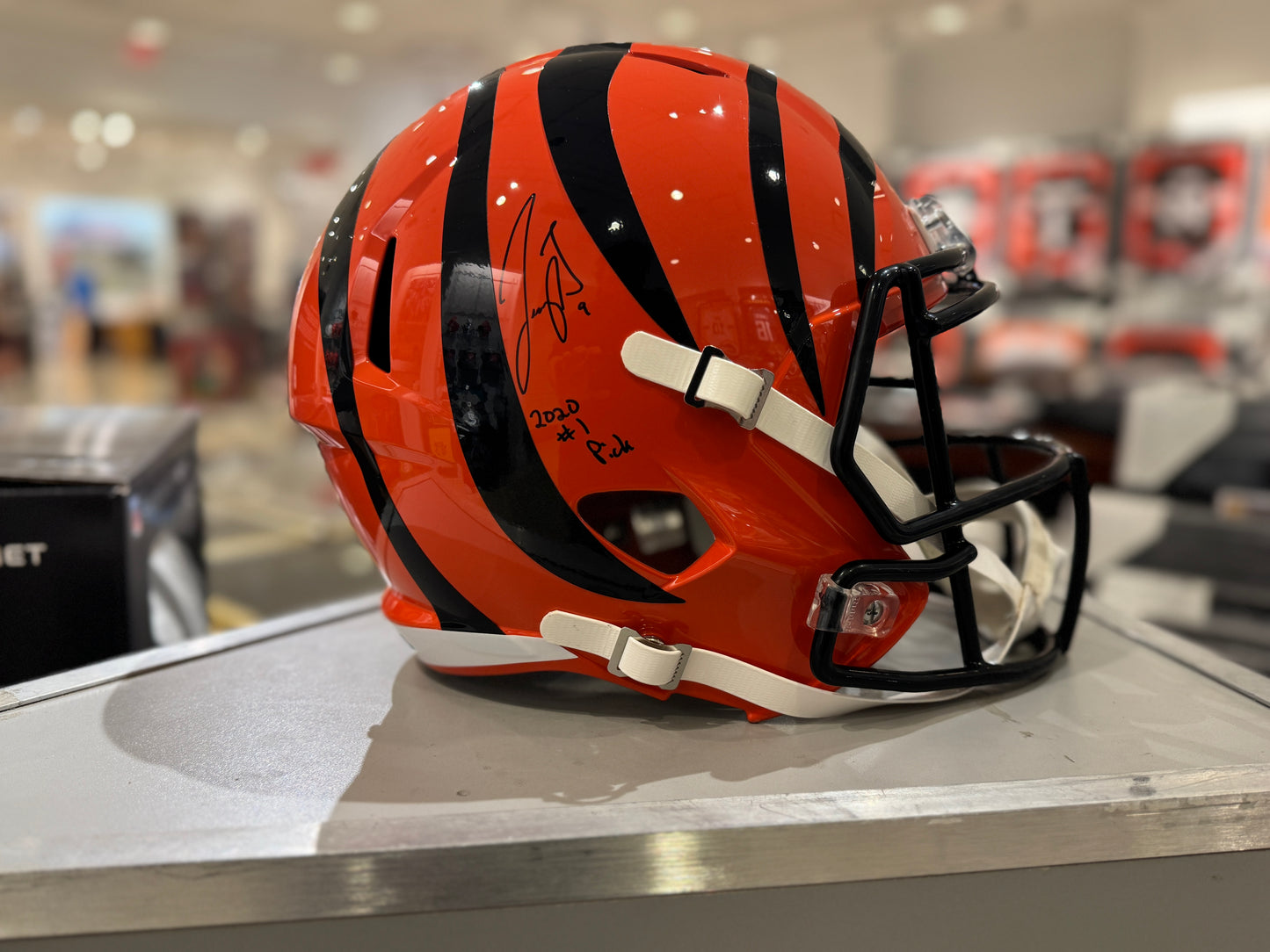 Cincinnati Bengals Joe Burrow Hand Signed Autographed Replica Full Size Helmet 2020 1st Pick inscription Fanatics COA