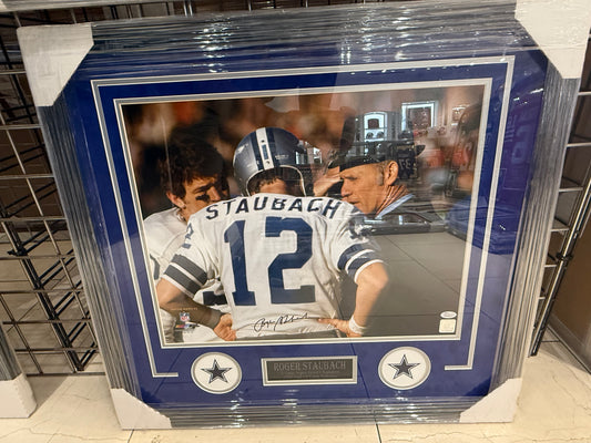 Dallas Cowboys Roger Staubach Signed Autographed 16x20 Photo Custom Framed JSA COA