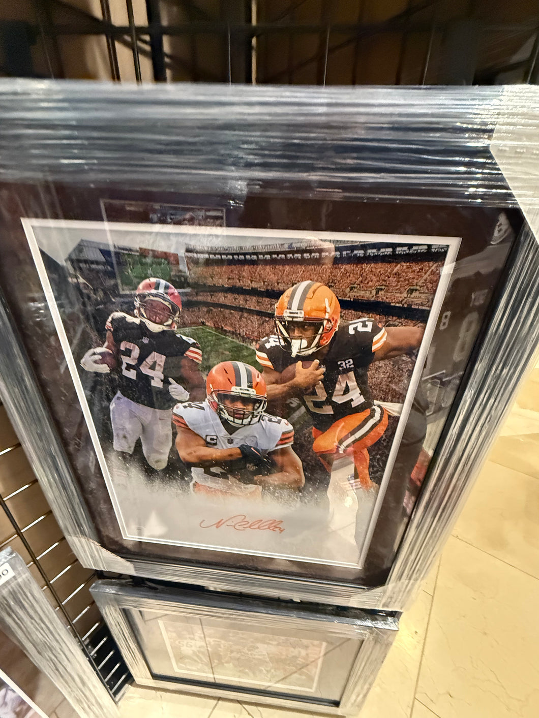 Cleveland Browns Nick Chubb Signed Autographed 16x20 Photo Custom Framed JSA COA