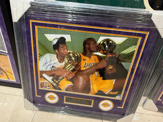 Los Angeles Lakers Kobe Bryant Shaquille O’Neil Signed Autographed 16x20 Photo Custom Framed JSA, Panini COA