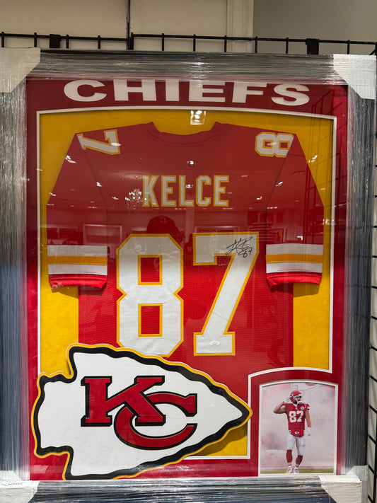 Kansas City Chiefs Travis Kelce Signed Autographed Jersey Custom Framed JSA COA