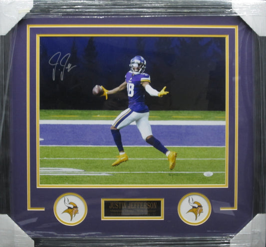 Minnesota Vikings Justin Jefferson Hand Signed Autographed 16x20 Photo Custom Framed & Matted with JSA COA