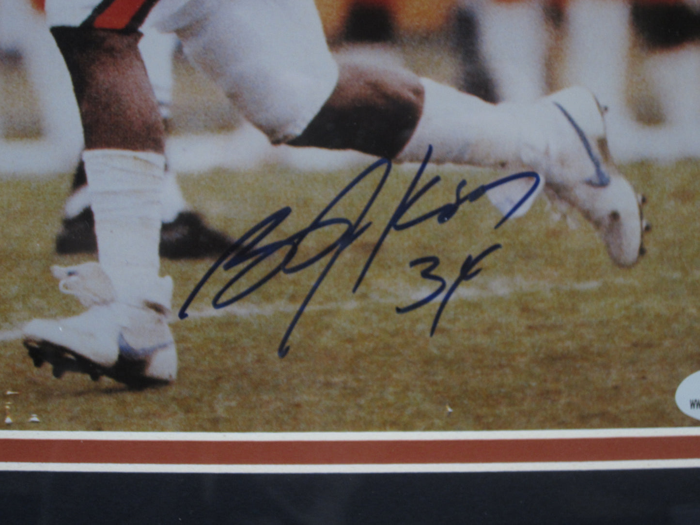 Auburn University Tigers Bo Jackson Hand Signed Autographed 8x10 Photo Framed & Matted with COA