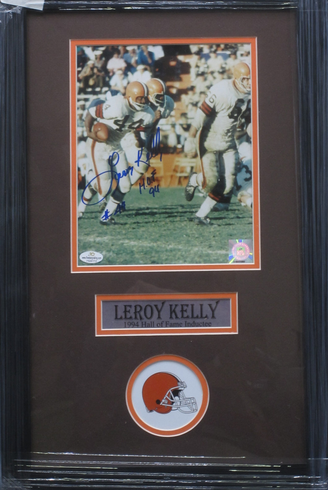 Cleveland Browns Leroy Kelly Signed 8x10 Photo with H.O.F 94 Inscription Framed & Matted with COA