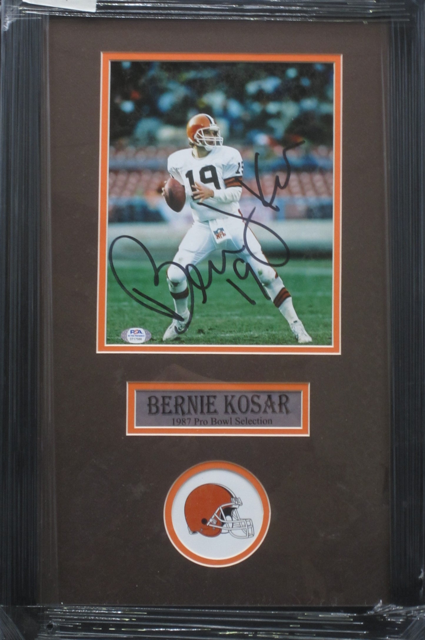 Cleveland Browns Bernie Kosar Hand Signed Autographed 8x10 Photo Framed & Matted with PSA COA