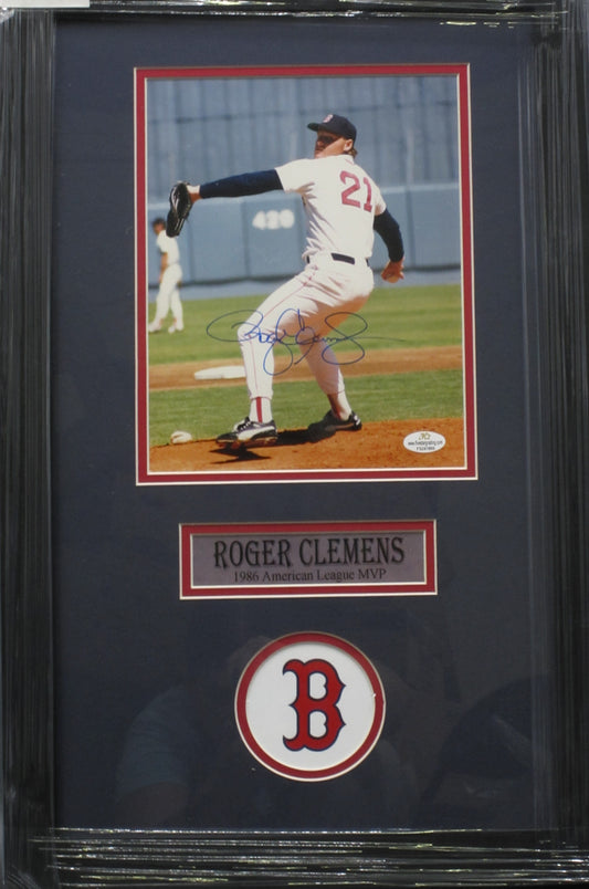 Boston Red Sox Roger Clemens Hand Signed Autographed 8x10 Photo Custom Framed & Matted with COA