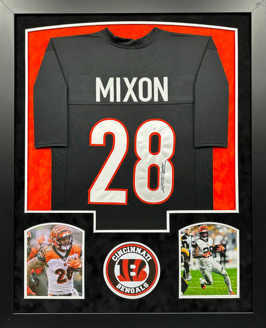 Cincinnati Bengals Joe Mixon Hand Signed Autographed Custom Black Jersey Framed & Suede Matted with JSA COA