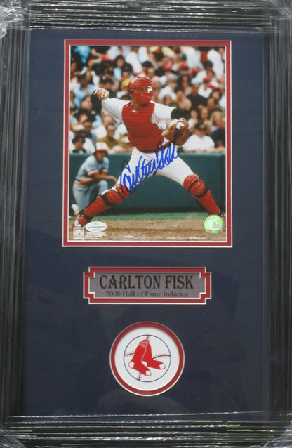 Boston Red Sox Carlton Fisk Hand Signed Autographed 8x10 Custom Photo Framed & Matted with COA
