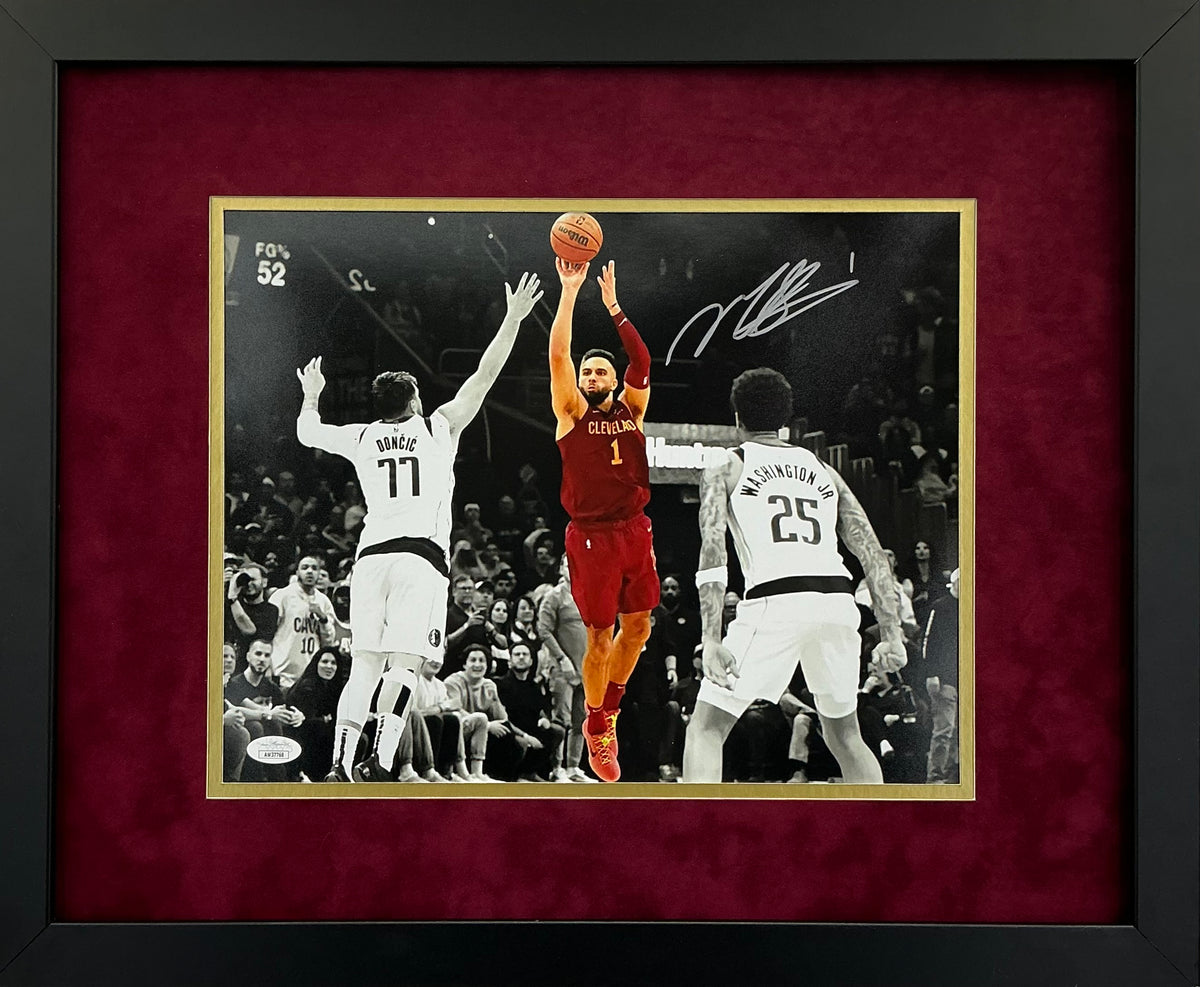 Cleveland Cavaliers Max Strus Hand Signed Autographed Framed 11x14 Photo JSA COA