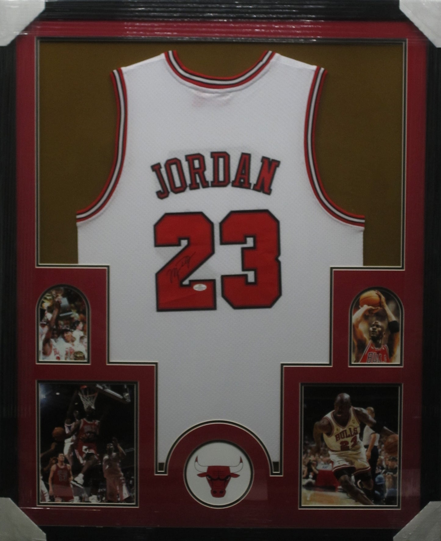 Chicago Bulls Michael Jordan Hand Signed Autographed Custom White Jersey Framed & Matted with COA