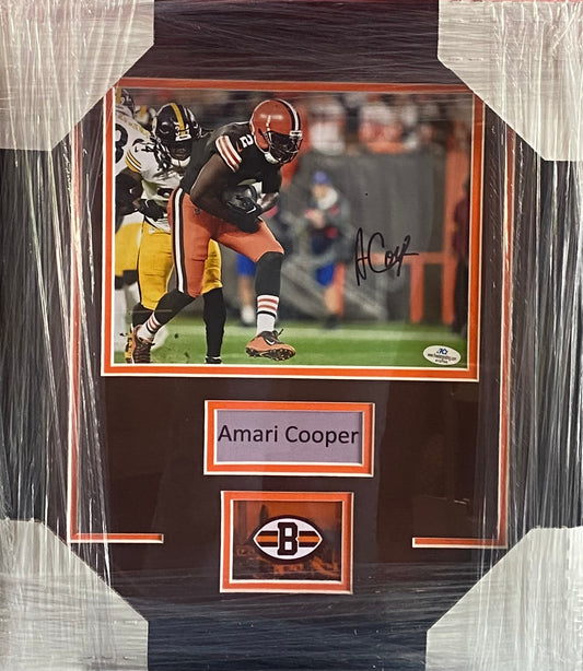 Cleveland Browns Amari Cooper Hand Signed Autographed 8x10 Photo Framed & Matted with Nameplate COA