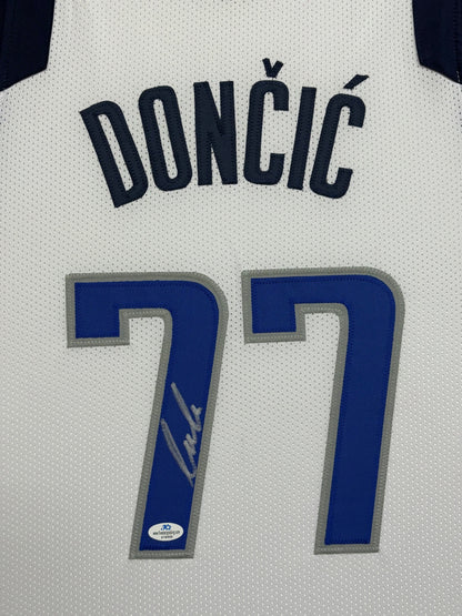 Dallas Mavericks Luka Doncic Hand Signed Autographed Custom White Jersey Framed & Matted with COA