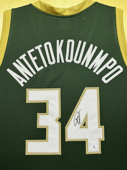 Milwaukee Bucks Giannis Antetokounmpo Hand Signed Autographed Custom Green Jersey Framed & Matted with COA