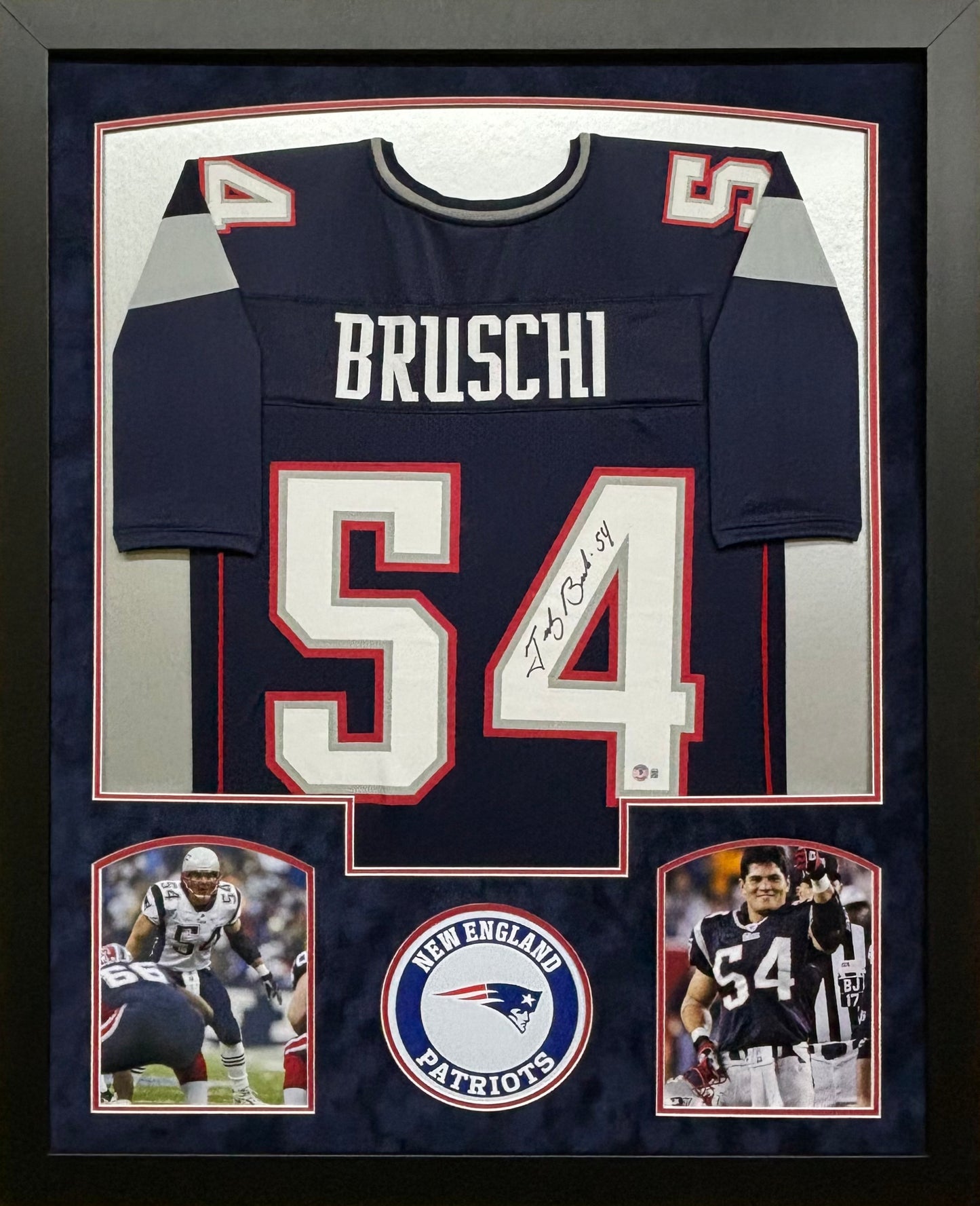 New England Patriots Tedy Bruschi Hand Signed Autographed Navy Jersey Framed & Suede Matted BECKETT COA
