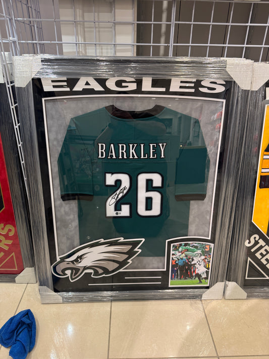 Philadelphia Eagles Saquon Barkley Hand Signed Autographed Jersey Custom Framed BECKETT COA