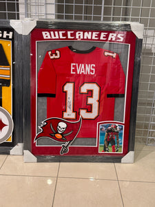 Tampa Bay Buccaneers Mike Evans Hand Signed Autographed Jersey Custom Framed BECKETT COA