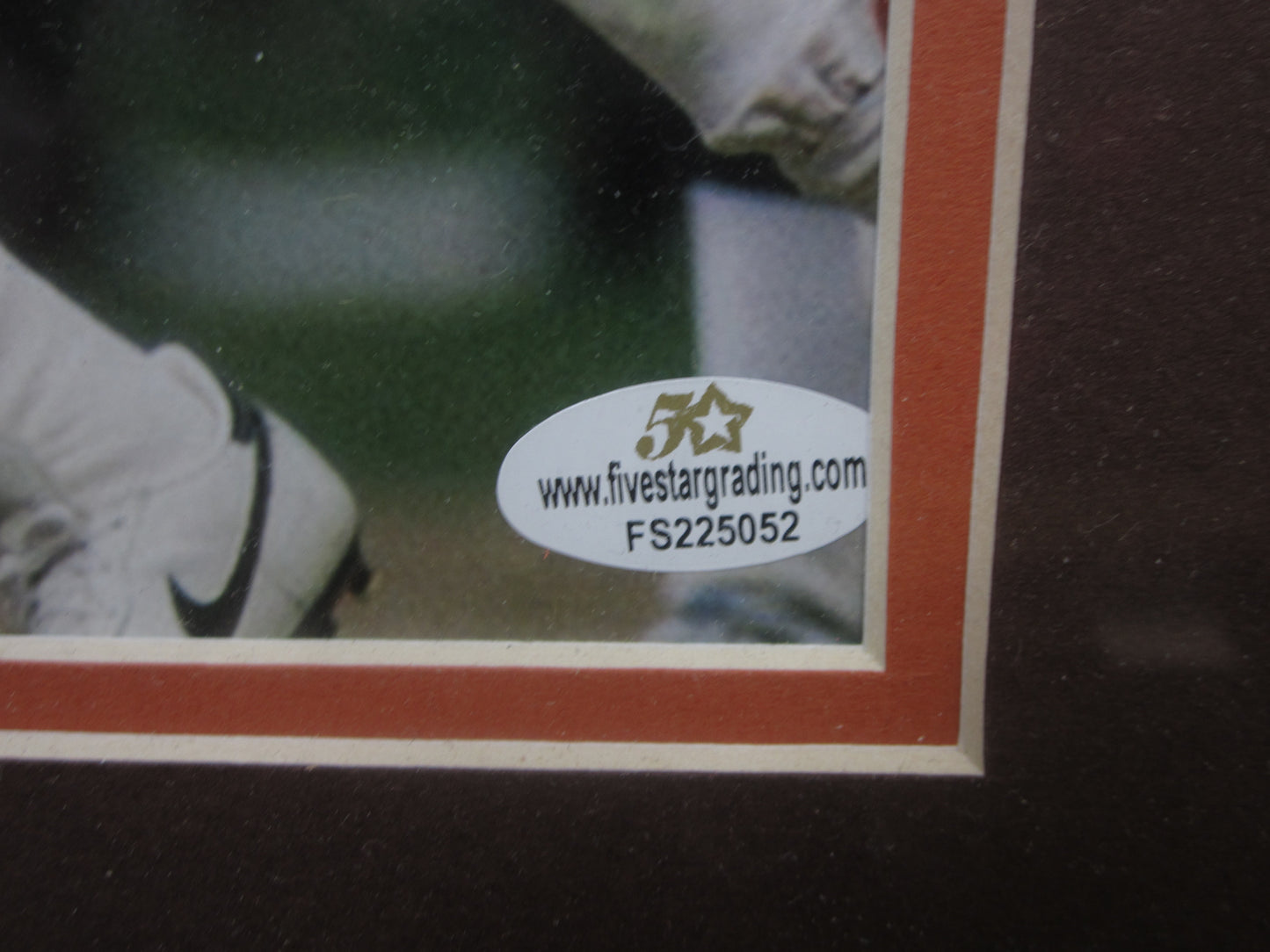 Cleveland Browns Ozzie Newsome Hand Signed Autographed 8x10 Photo Framed & Matted with COA