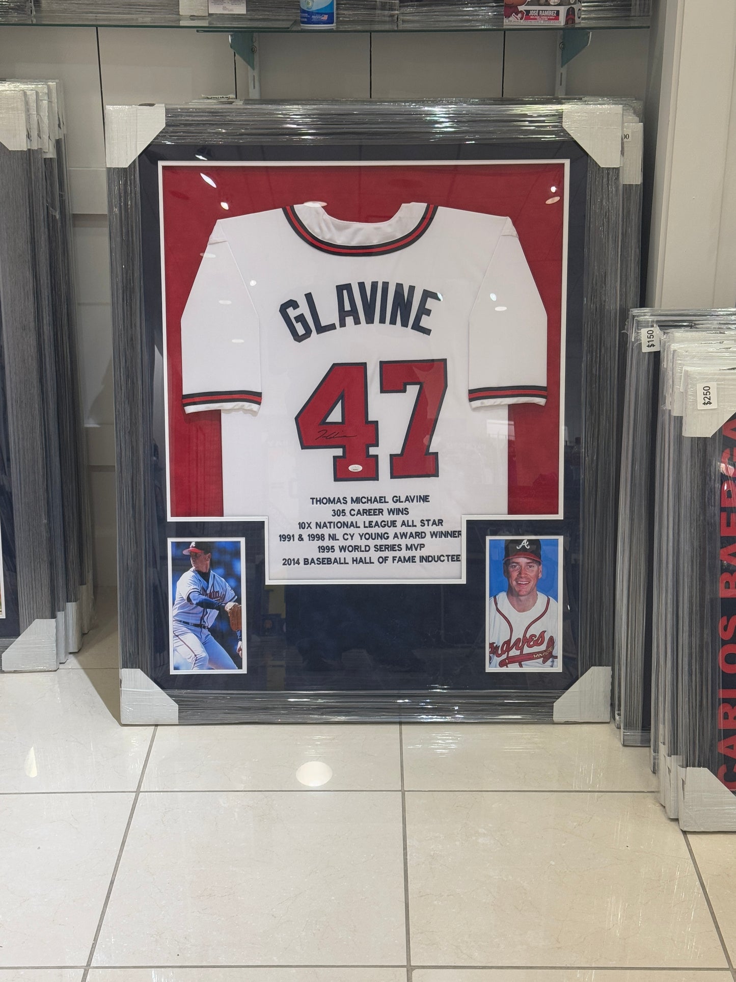 Atlanta Braves Thomas Glavine Hand Signed Autographed Jersey Custom Framed COA