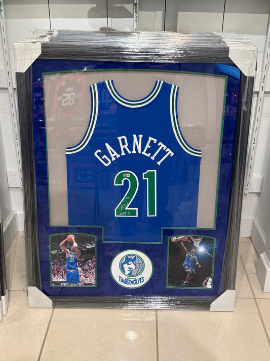 Minnesota Timberwolves Kevin Garnett Hand Signed Autographed Jersey Custom Framed COA