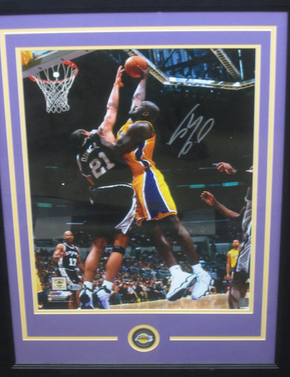 Los Angeles Lakers Shaquille O'Neal Hand Signed Autographed 16x20 Photo Custom Framed & Matted with BECKETT COA