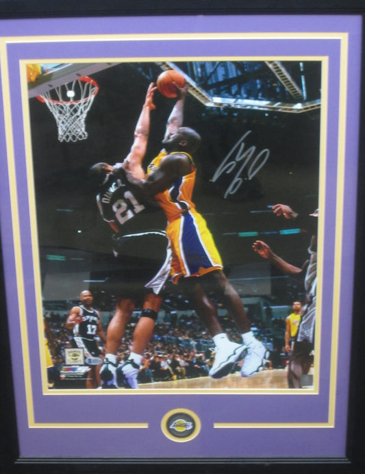 Los Angeles Lakers Shaquille O'Neal Hand Signed Autographed 16x20 Photo Custom Framed & Matted with BECKETT COA