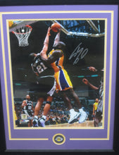 Load image into Gallery viewer, Los Angeles Lakers Shaquille O&#39;Neal Signed 16x20 Photo Framed &amp; Matted with BECKETT COA